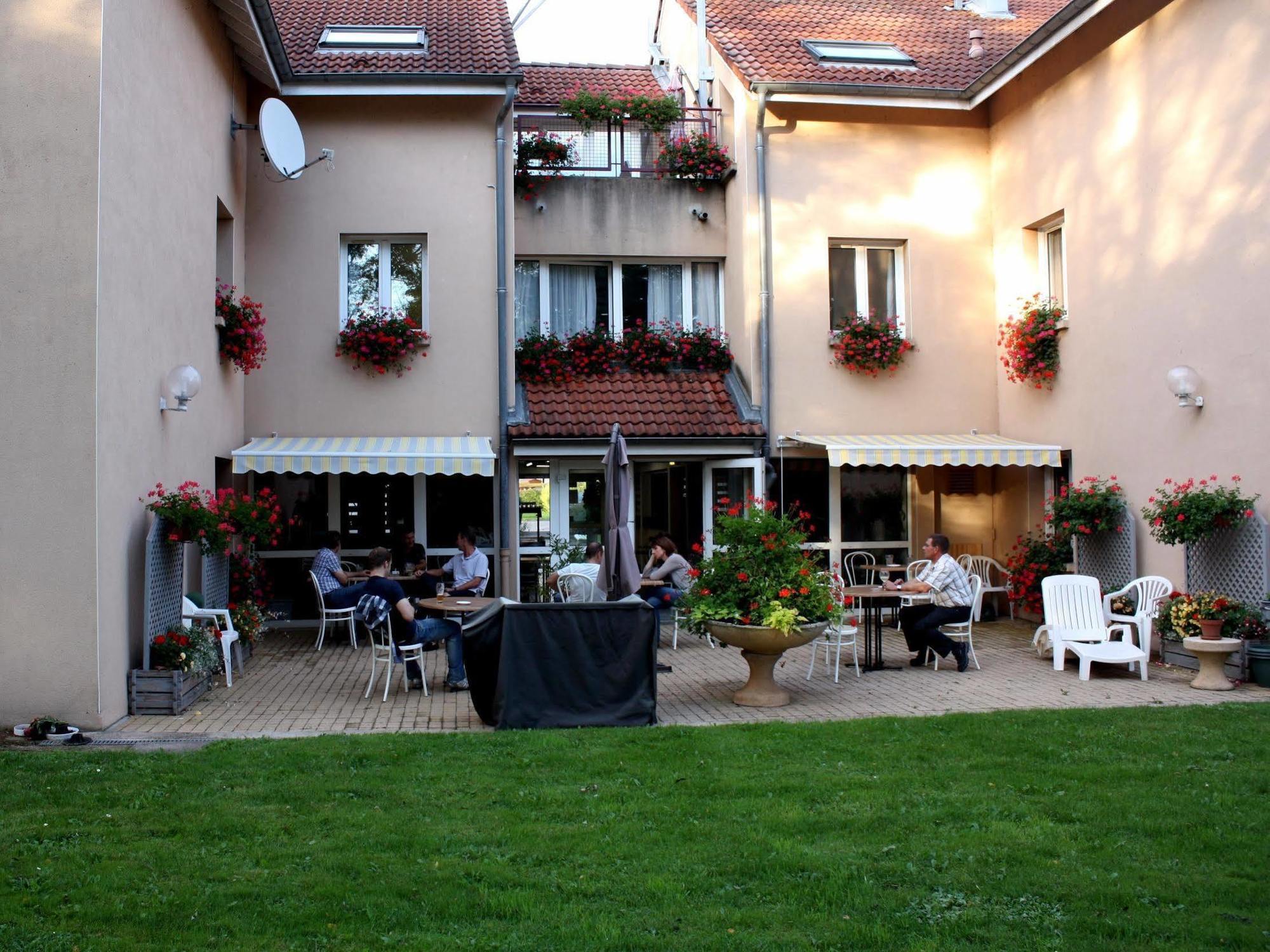 Hôtel Acacia Nancy sud Lunéville Moncel-lès-Lunéville Exterior foto